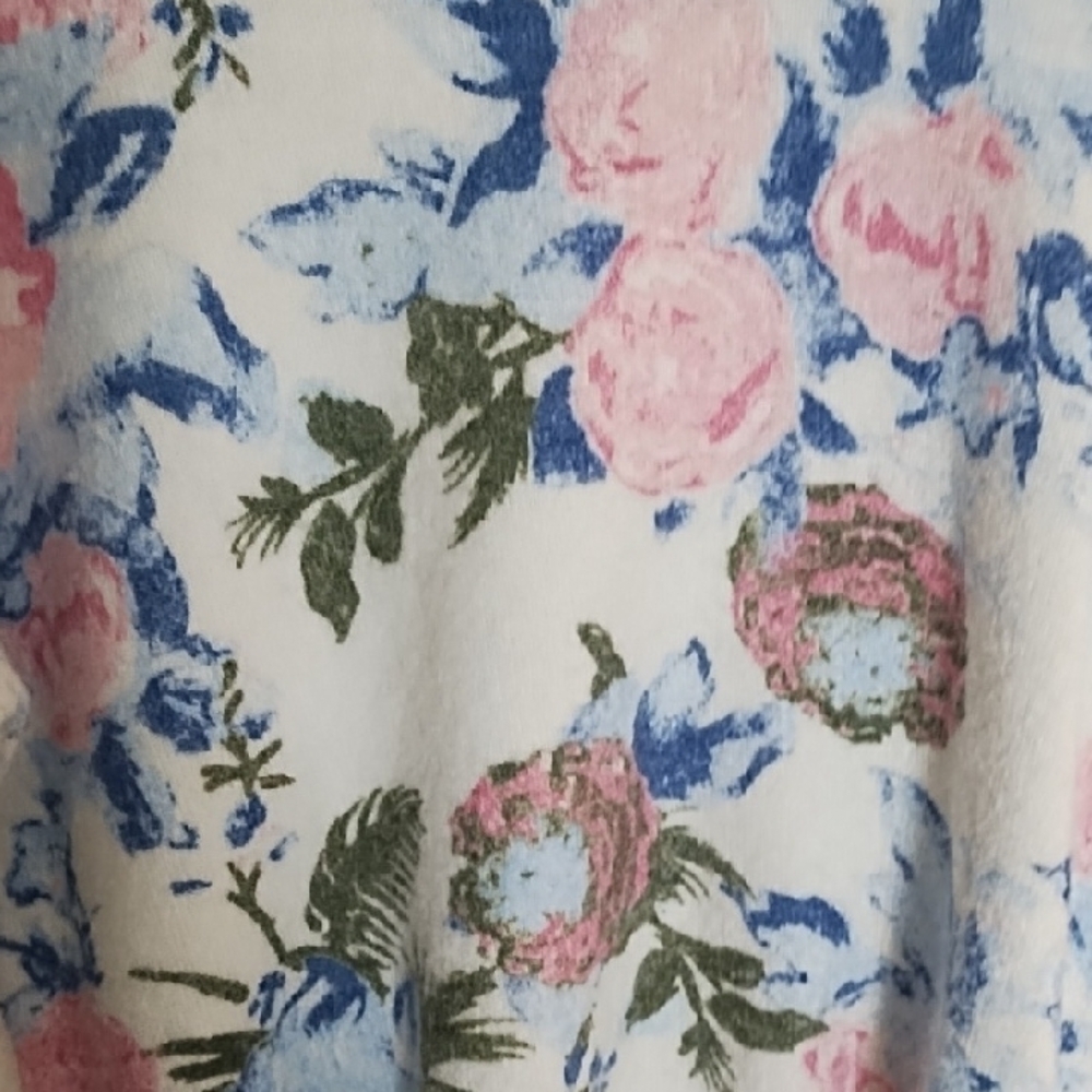 Floral Cropped Sweater Cream Pink, Blue, and Green Perfect with High Waist Jeans - Picture 10 of 12